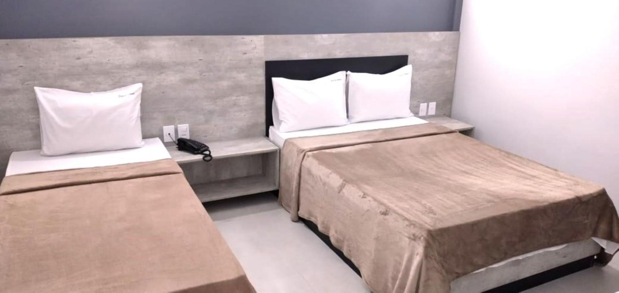 Phizalis Hotel 2*